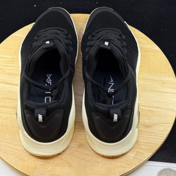Mens Size 10.5 Nike Free Metcon 6 Black Coconut Milk Shoes FJ7127 010 NEW